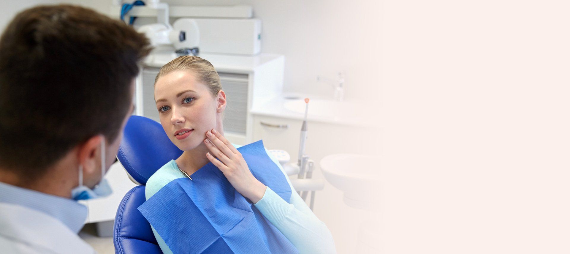 Patient explaining her dental problems